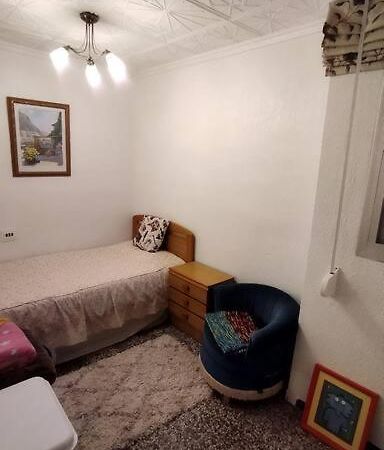 Charming Three Bedroom Apartment In Alcoi Eksteriør bilde