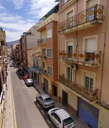 Charming Three Bedroom Apartment In Alcoi Eksteriør bilde